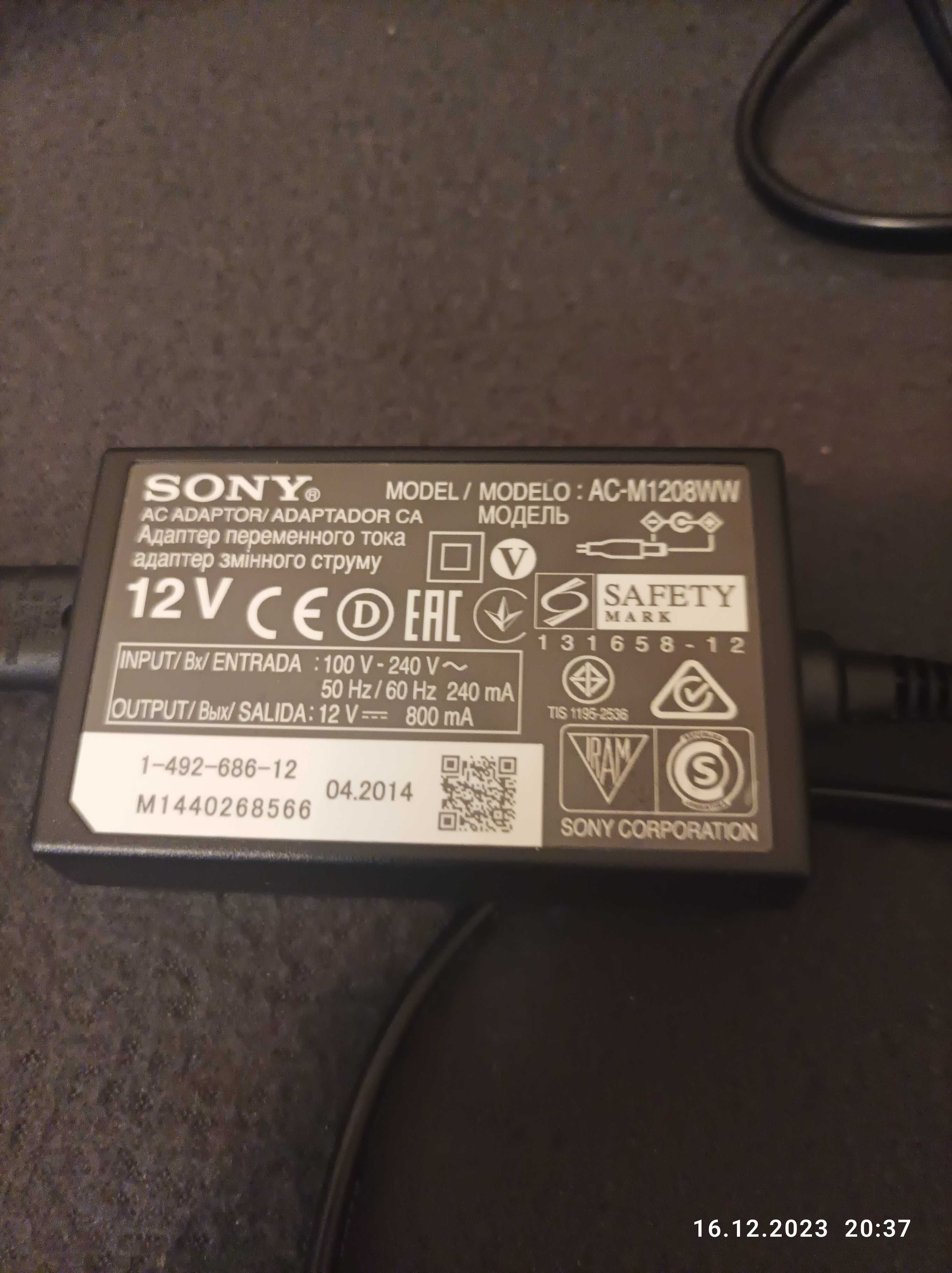 Продам блок живлення Sony AC-M 1208WW