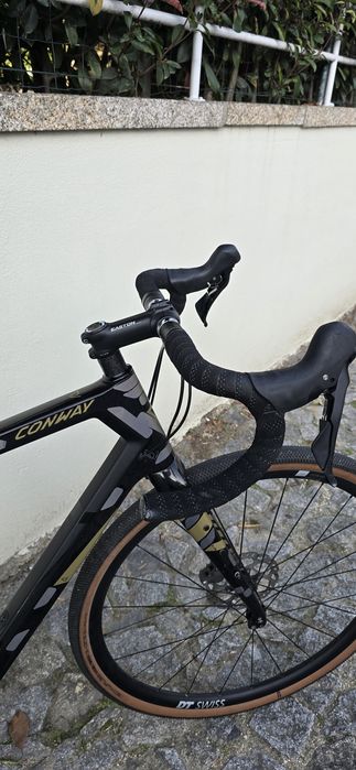 Bicicleta gravel carbono