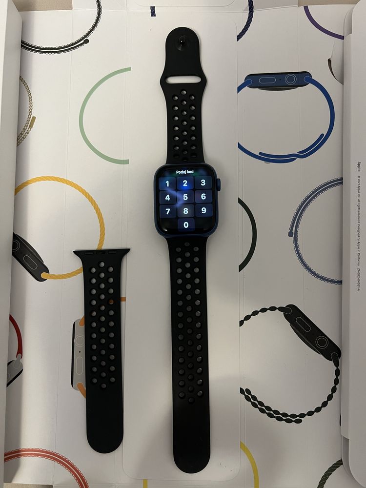 Apple Watch 7 45mm Nike