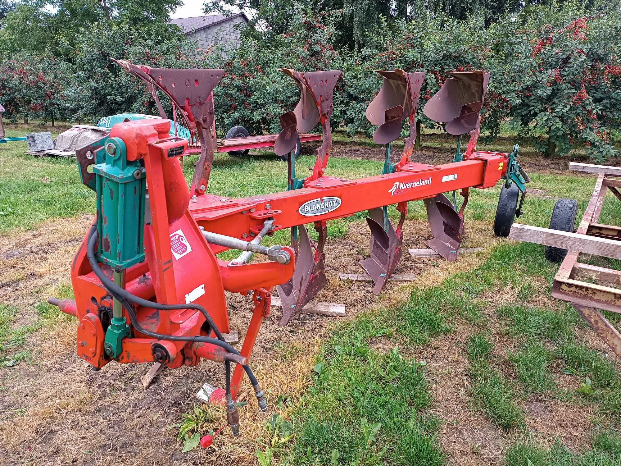 Pług 4 kverneland LD Lemken 3 skiby LD 85