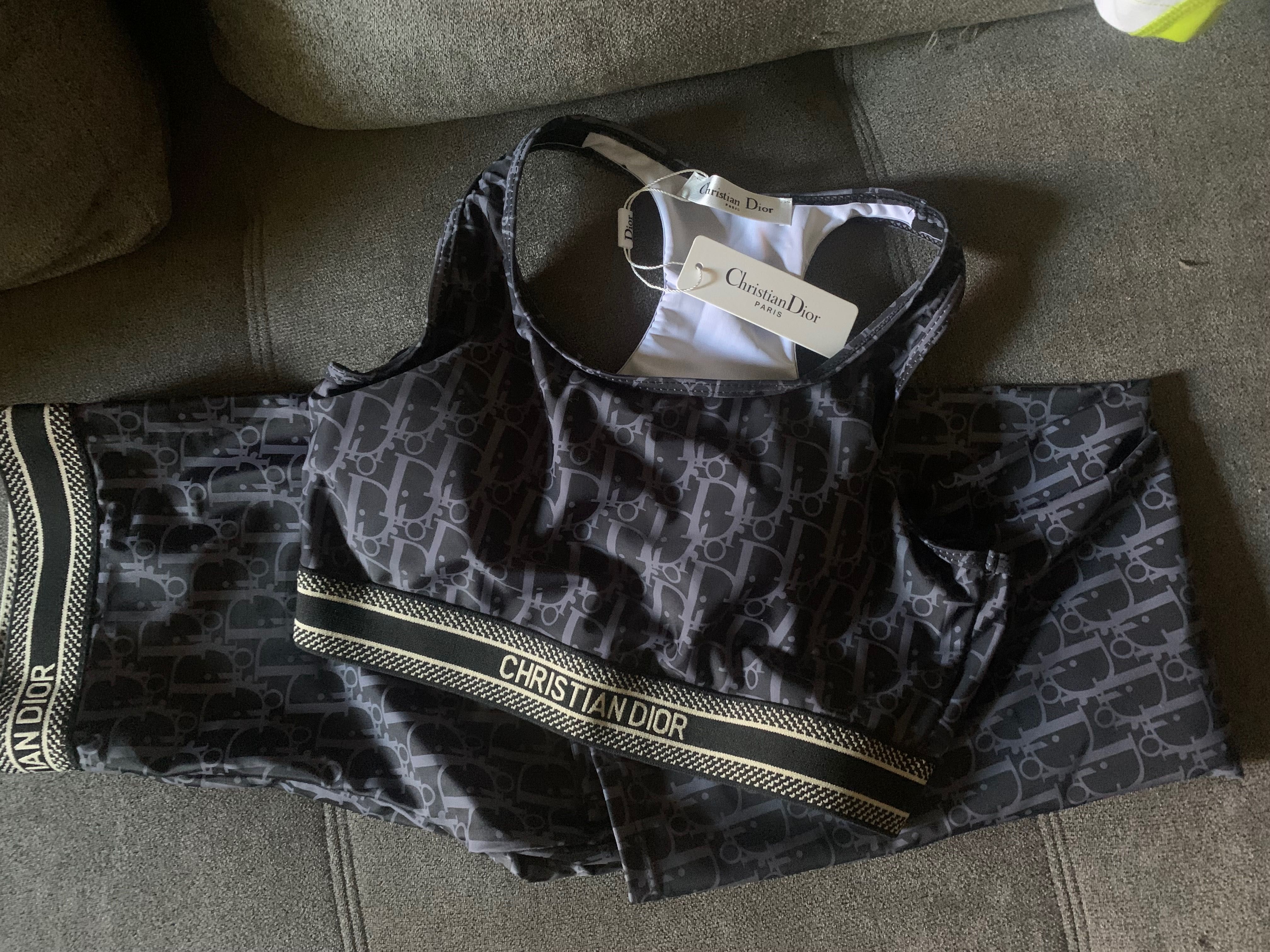 Komplet top i legginsy dior