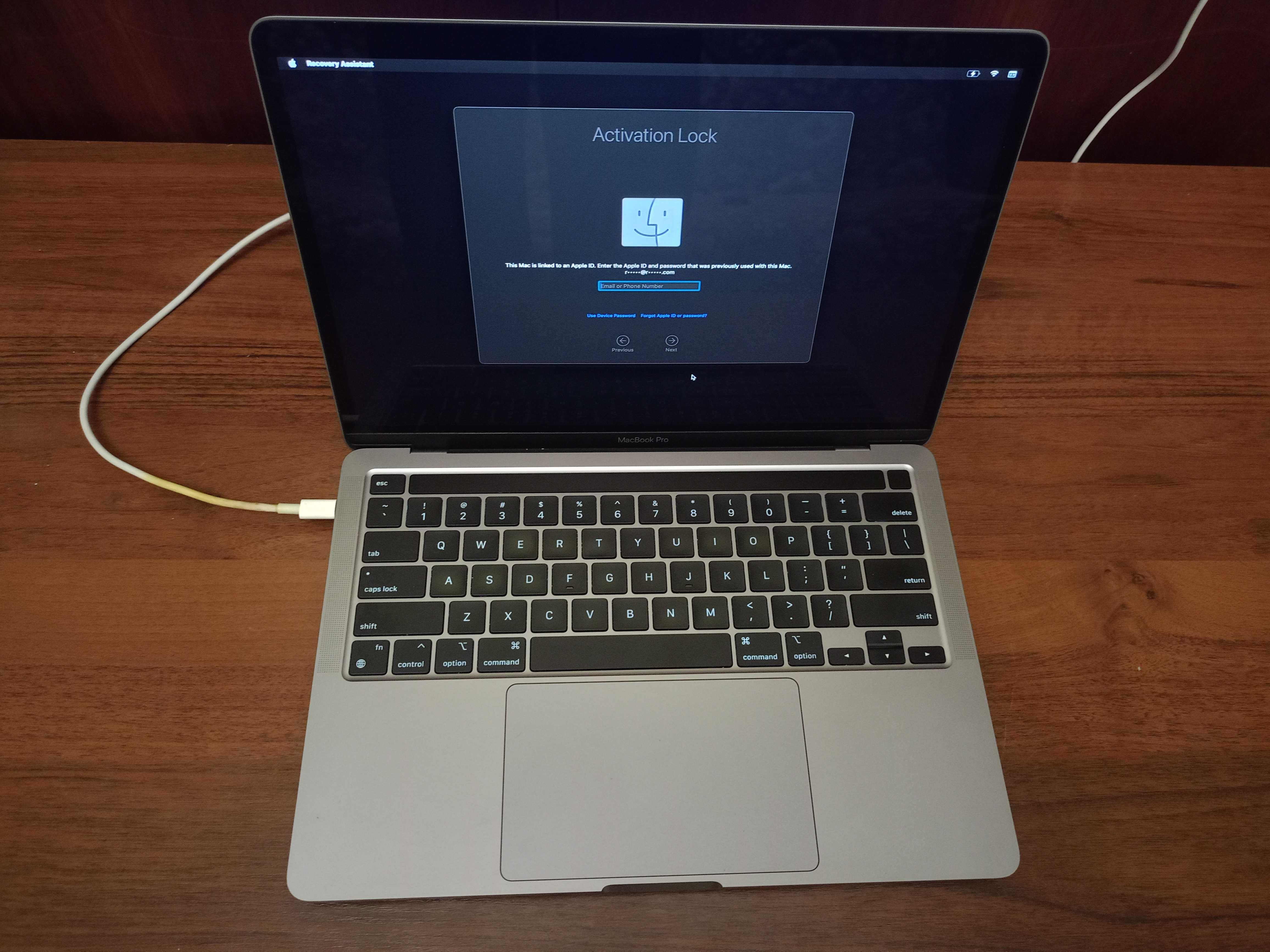 MacBook Pro (13 дюймов, M2, 2022 г.) A2338