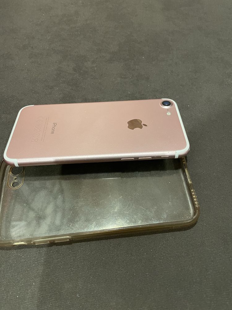Sprzedam Iphona 7  Różowe złoto 32Gb