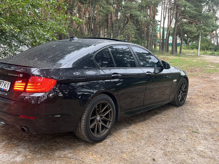 BMW 5 Series F10. ActivHybrid ( 340 к.с.).