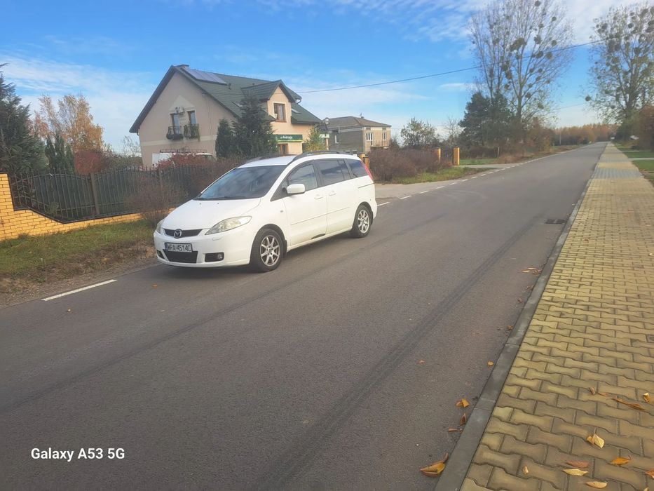 Mazda 5 zadbany w bardzo dobrym stanie