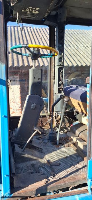 Продам Трактор Т28