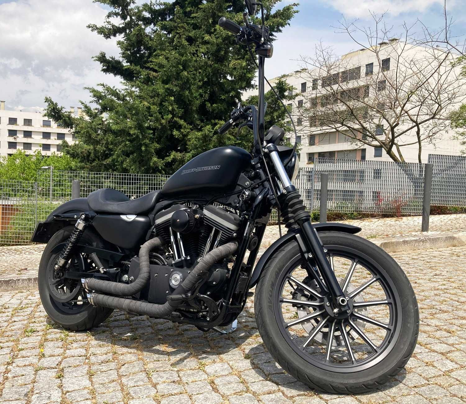 Harley-Davidson Sportster 883 Iron