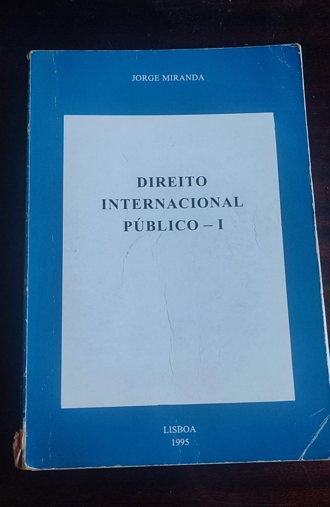 Manuais de direito 5 euros