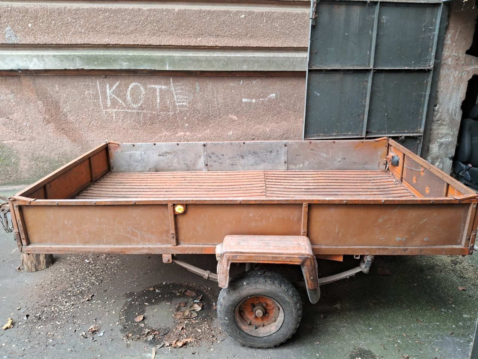 Продам хороший прицеп