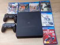 Konsola PlayStation 4 z 2 padami i 6 grami