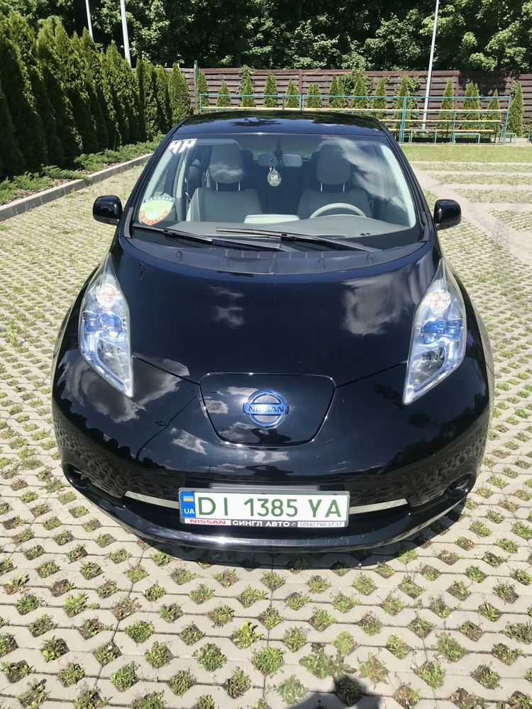 Продам Nissan Leaf SV 24 kw с Webasto