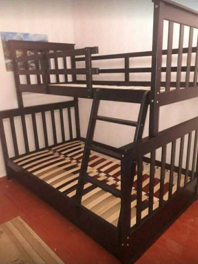 Ліжко для всієї сім'ї