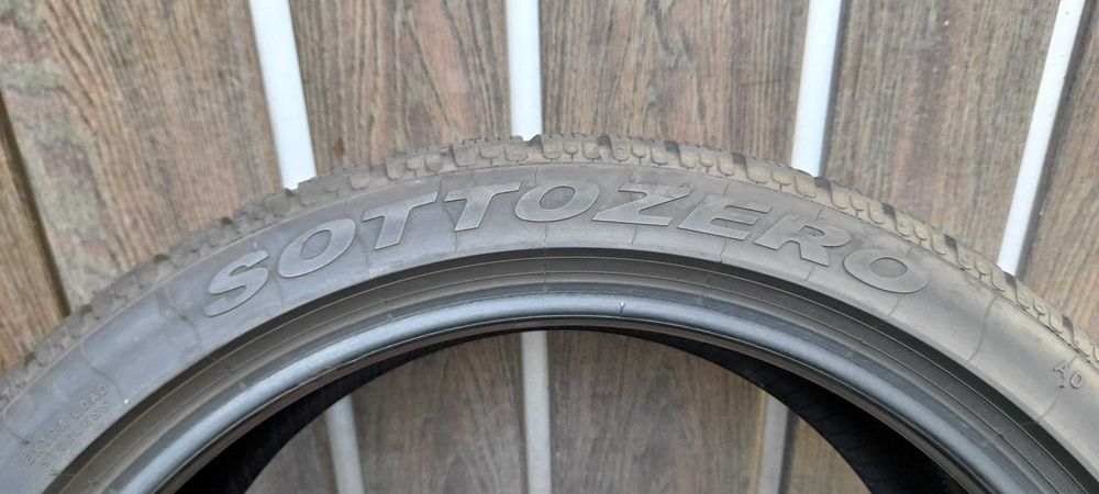 Opony zimowe Pirelli 235/40 R19  96V XL