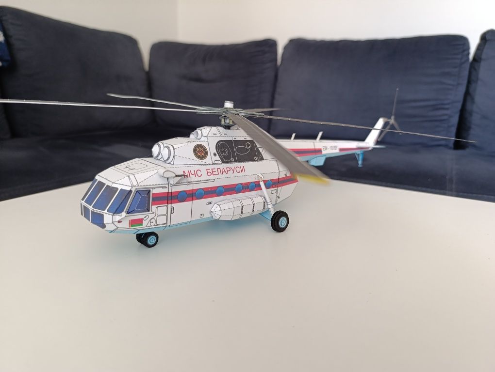 Model kartonowy śmiglowiec helikopter Mi-8 MI-17 rosja ratowniczy SAR