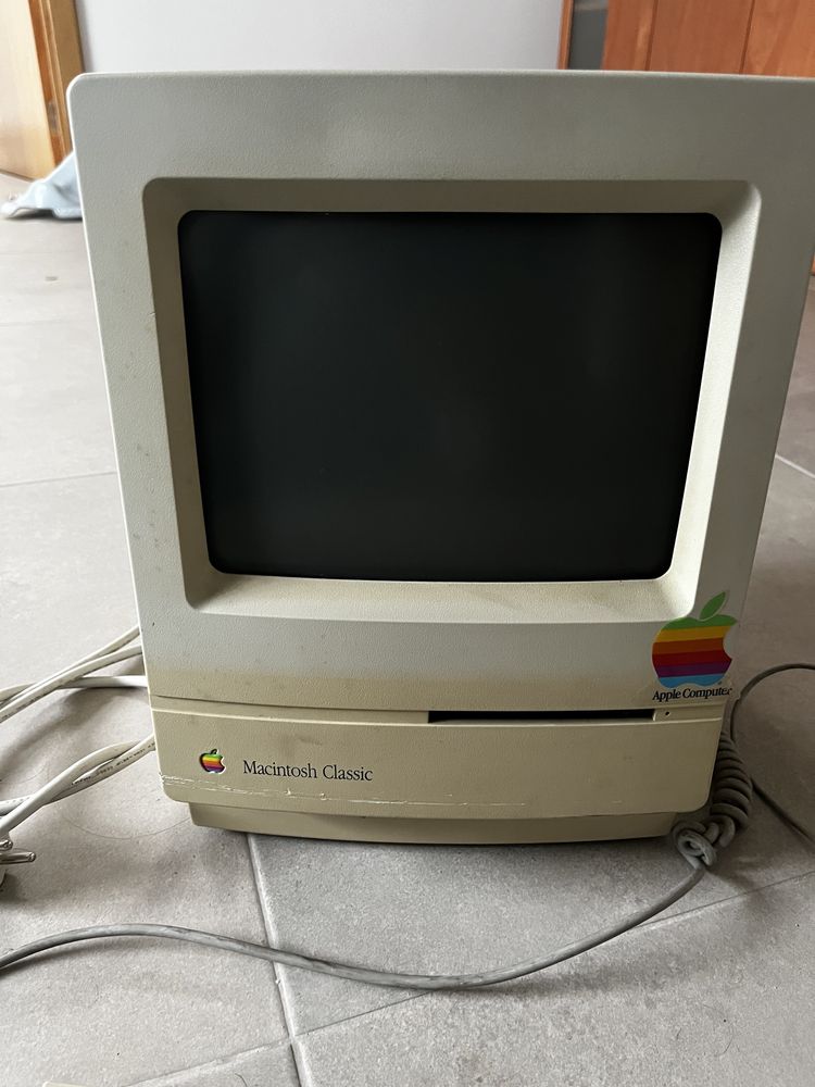 Macintosh classic para colecao com rato e teclado