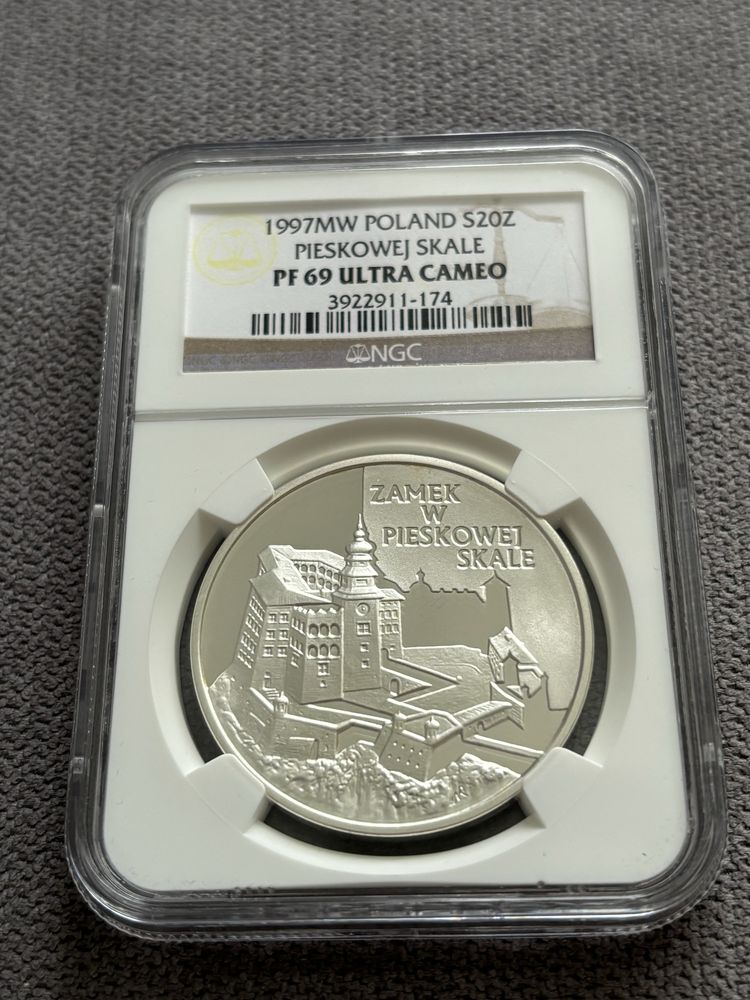 Zamek w pieskowej skale 20 zł z 1997 roku NGC