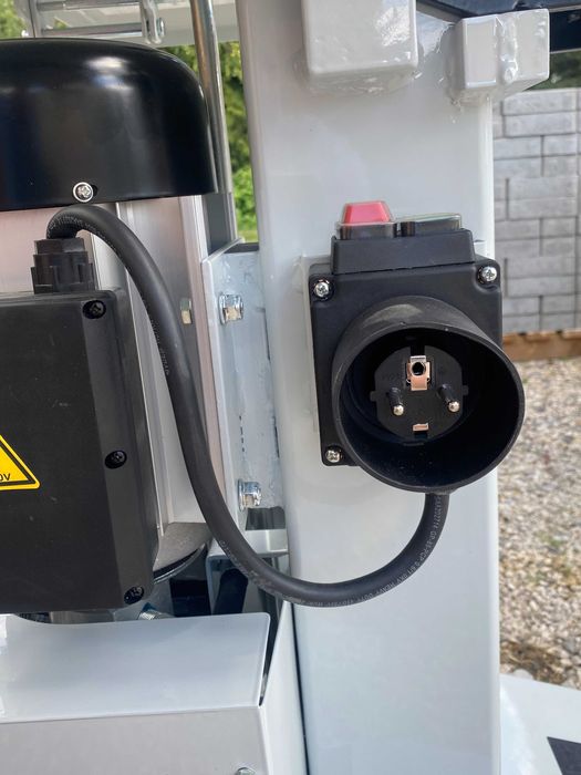 Łuparka hydrauliczna LUMAG do drewna z NIEMIEC nacisk 8 TON