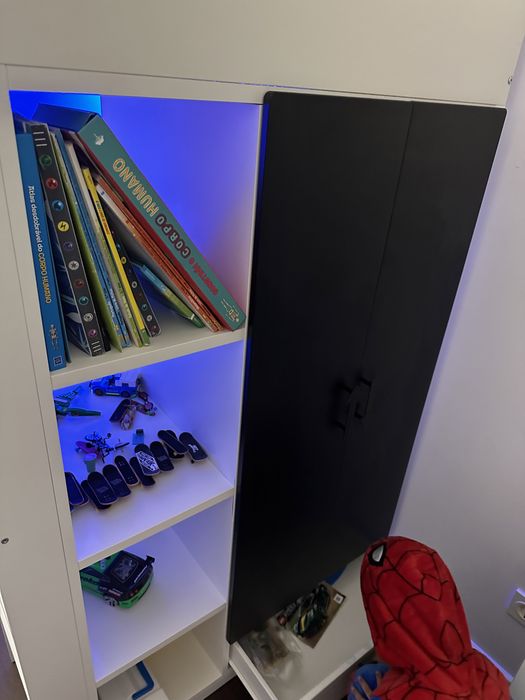 Móvel cama com secretaria