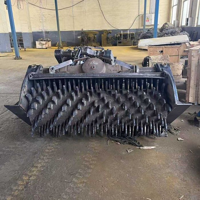 Mulczer kruszarka rozdrabniacz korzenii 200cm