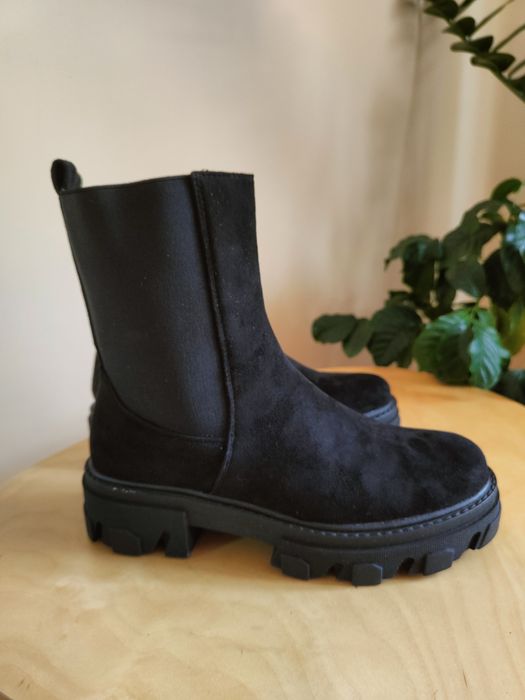 Botki workery zamszowe r. 38