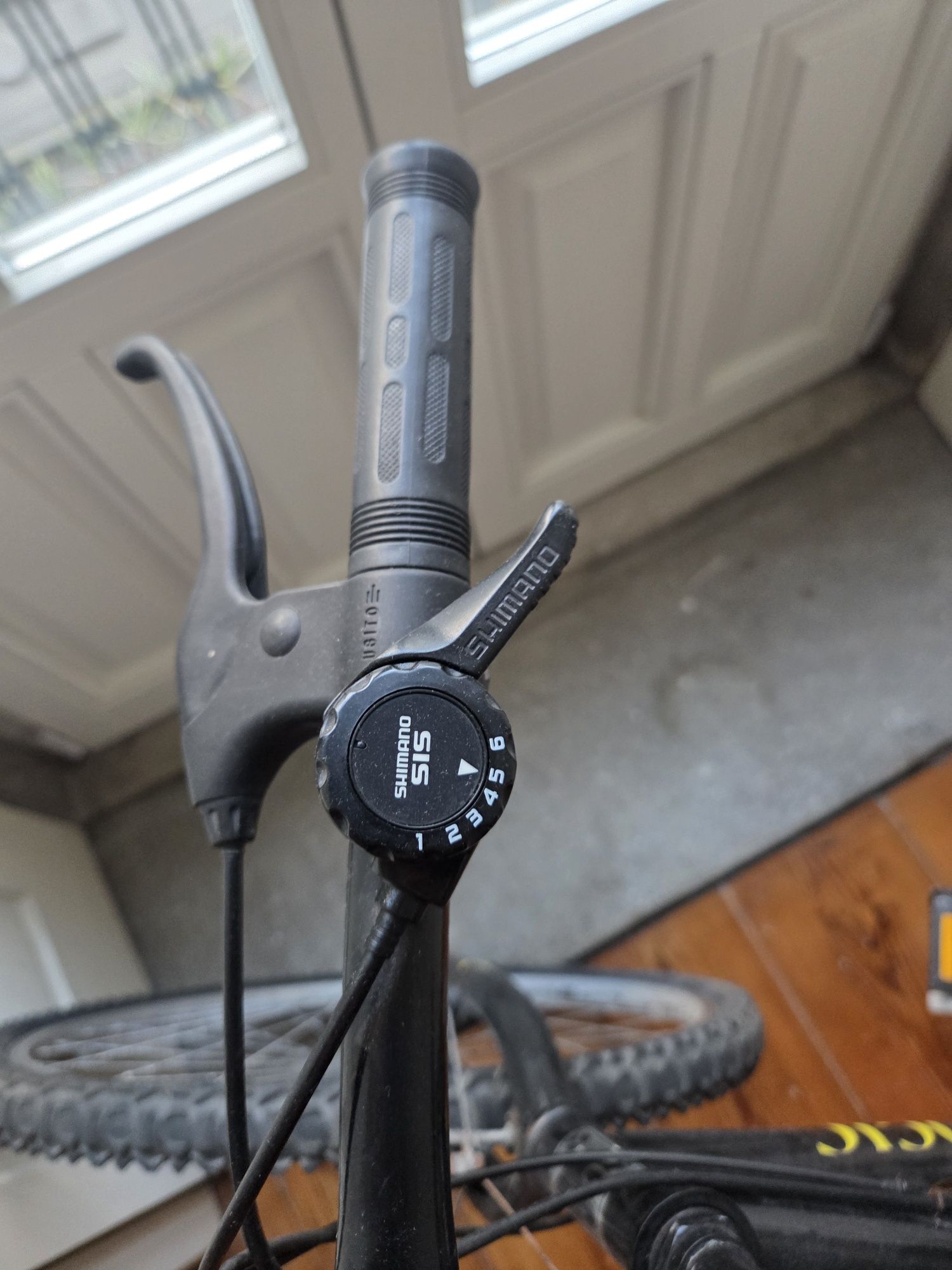 Bicicleta nova, usada 2 vezes apenas!!
