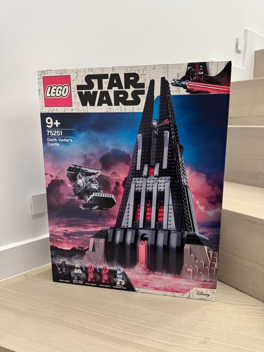 NOWY! Unikat LEGO Star Wars 75251 Zamek Dartha Vadera