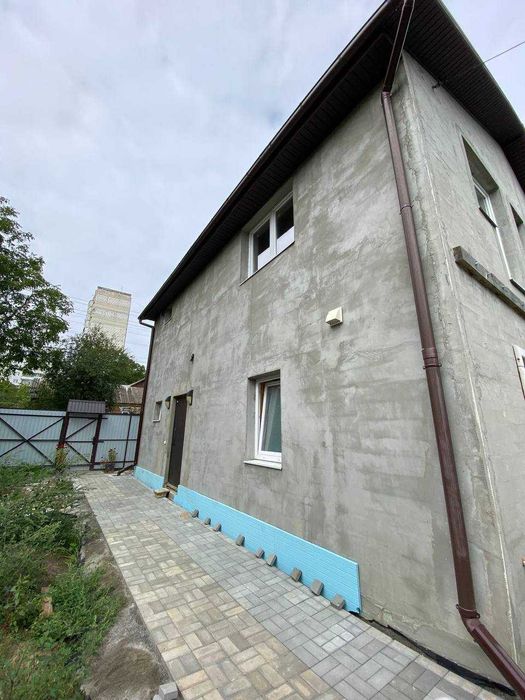 Продам новый дом капитальный ремонт 140м2