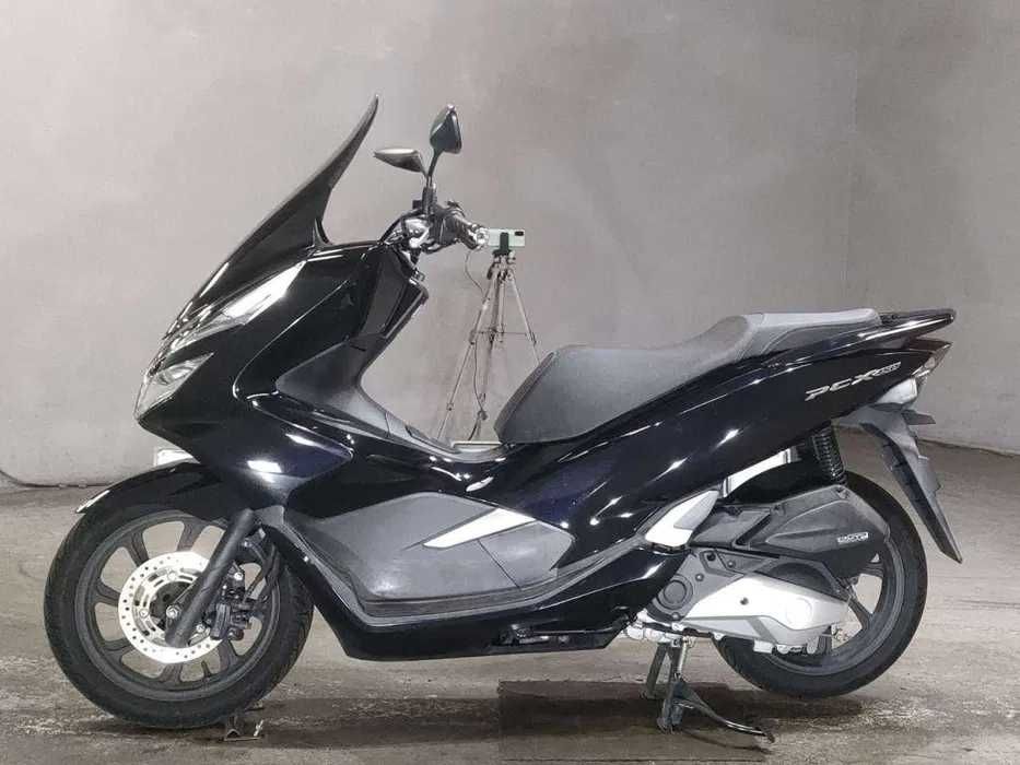 Максі скутер Honda PCX 150 KF30 в Арт Мото Хмельницький з документами