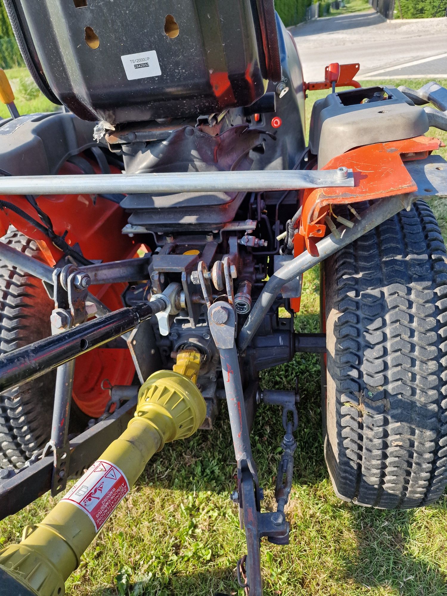 Traktor kubota 1410 z osprzętem