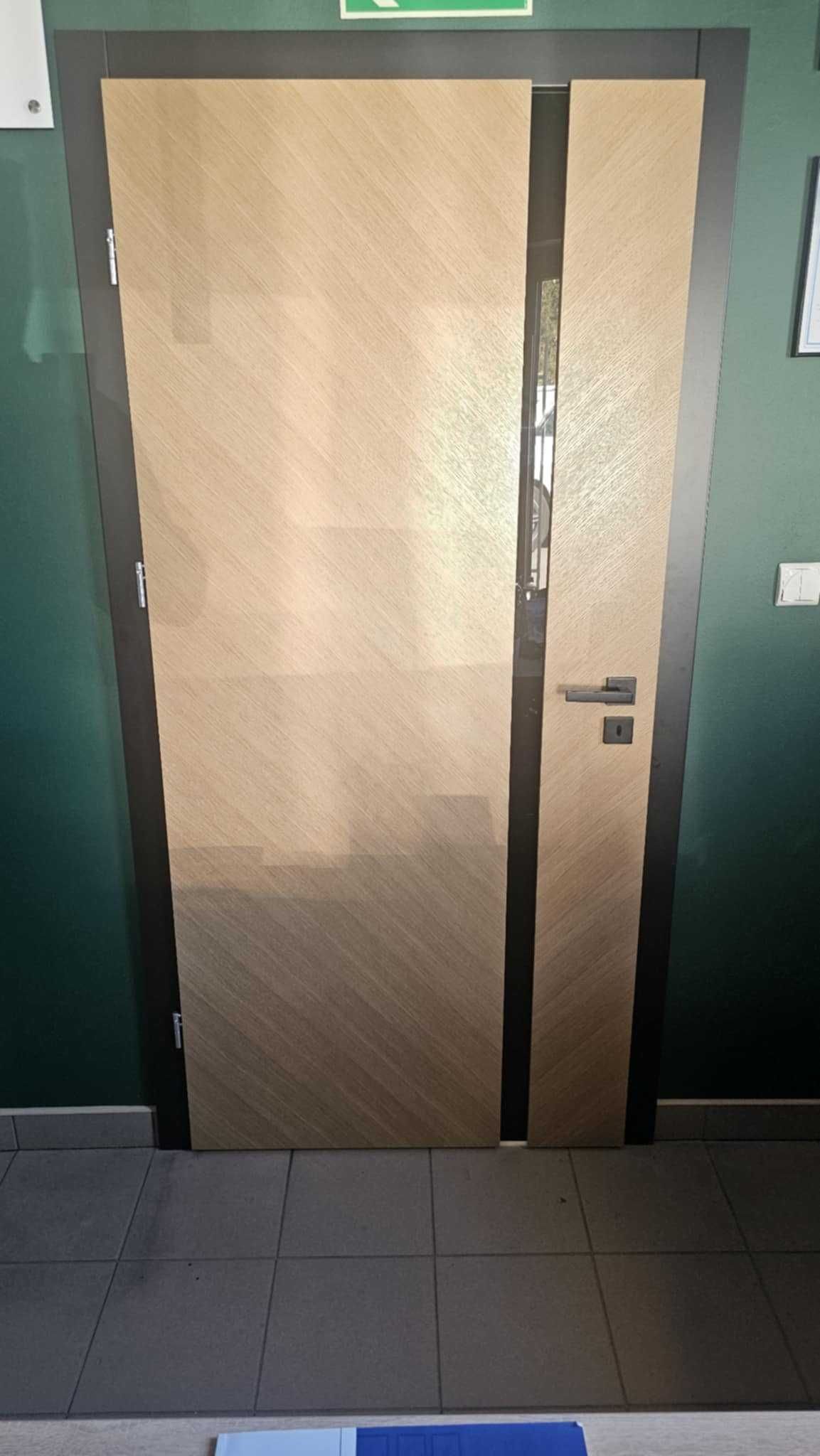 Drzwi wewnętrzne POL-SKONE ESPINA wzór VO1 rozmiar 90"  Od Ręki