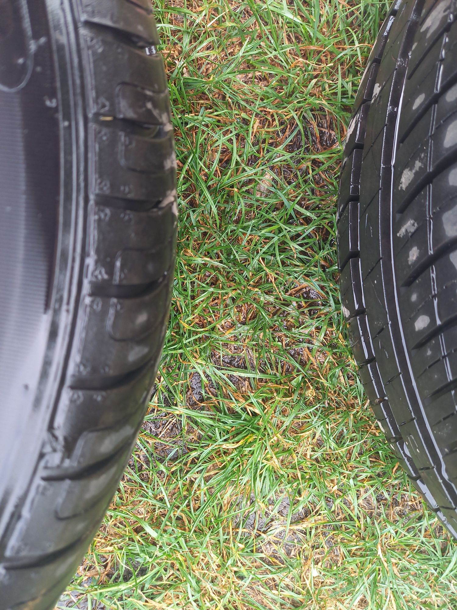 Felgi aluminiowe z oponami Toyota Yaris, 4 szt.