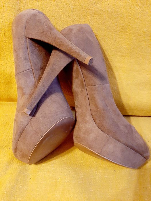 Szpilki, Stravidarius, 12-13