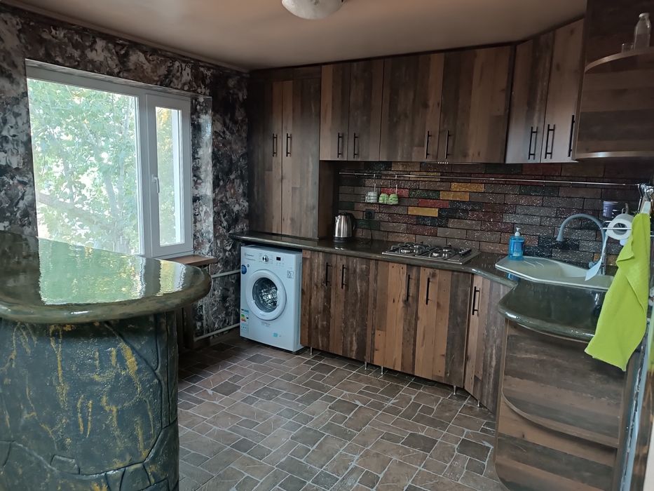 Квартира на 44м,  район 16ягор. больница.