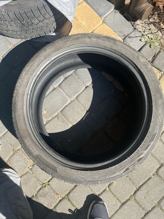 Zeetex WH 245/40/19