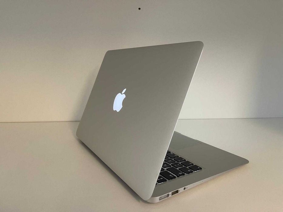 MacBook Air 13" 2017 • i5 1.8GHz • 8GB • 128GB SSD • Impecável!