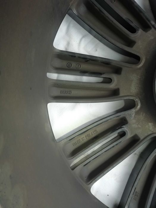 Alufelga Land Rover J8A2-1007-TA Sparkle Silver 5x108 9Jx22CH ET45 22"
