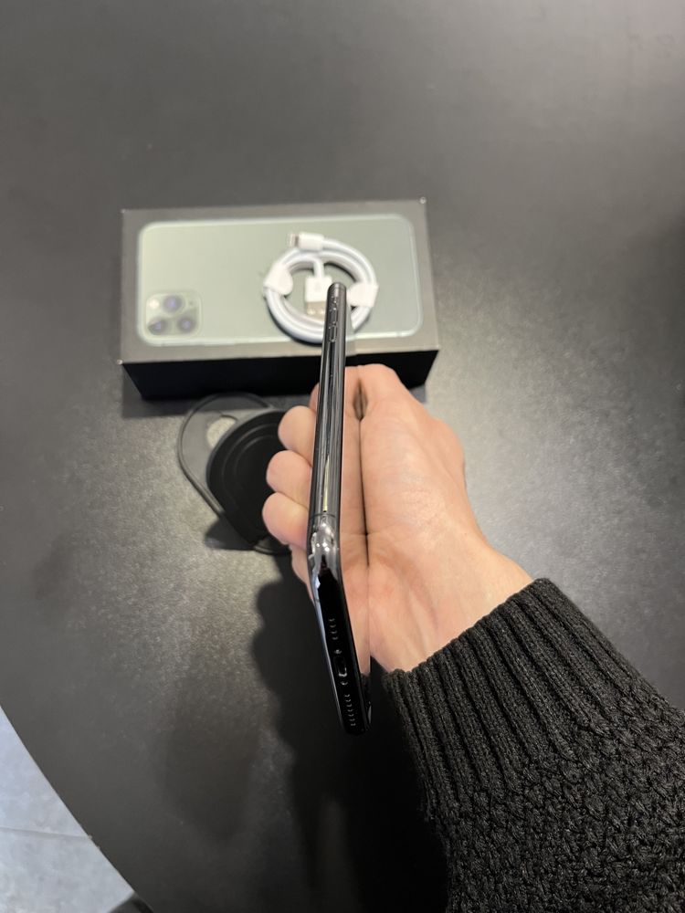 Iphone 11 Pro Max - 256 Gb , NeverLock , АКБ 88%