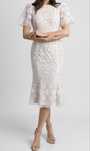 Elegancka dopasowana sukienka Leona by Swing