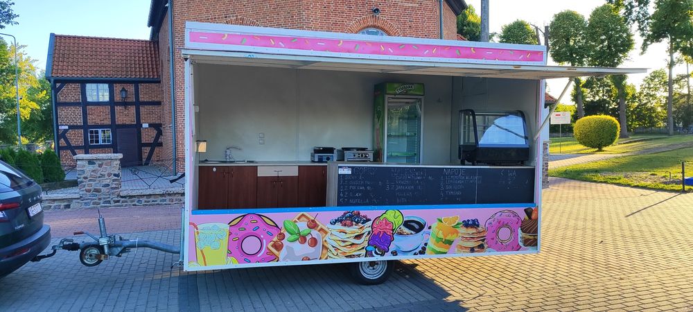 Przyczepa gastronomiczna Lody Gofry Naleśniki