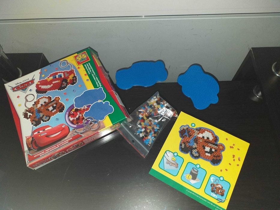 Koralikowe prasowanki Auta.