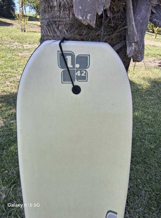 Prancha Bodyboard Tribord 1.42 + Oferta Saco de Transporte - HAPPY DAY