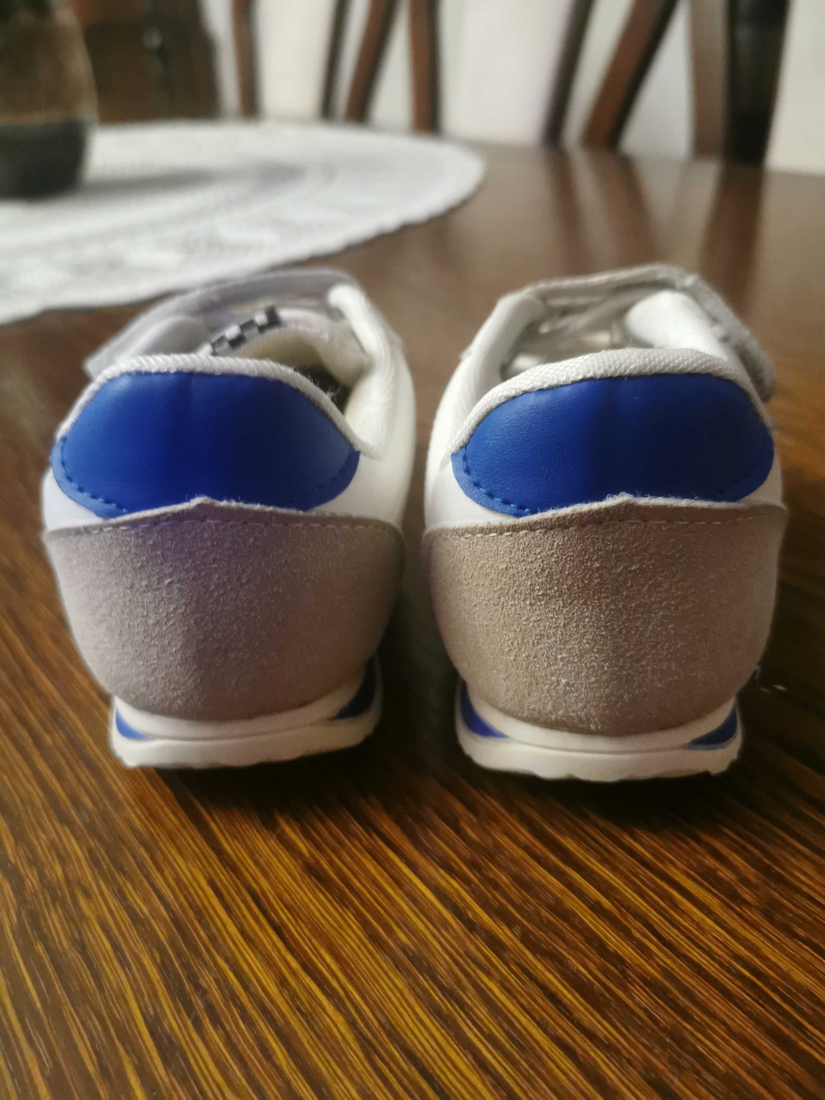 Buty dziecięce na rzep