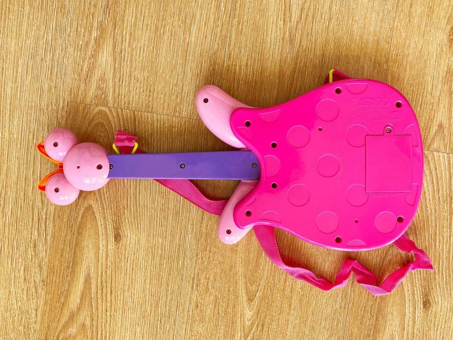 Guitarra Minnie – Brinquedo Musical com Sons e Vibrações