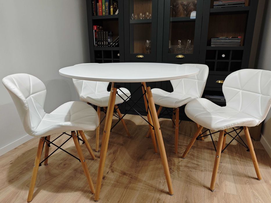 Zestaw biały stół z 4 krzesłami