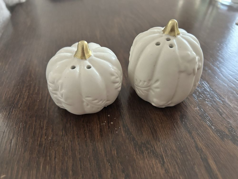 Zestaw solniczka pieprzniczka halloween jesień dynie dynia
