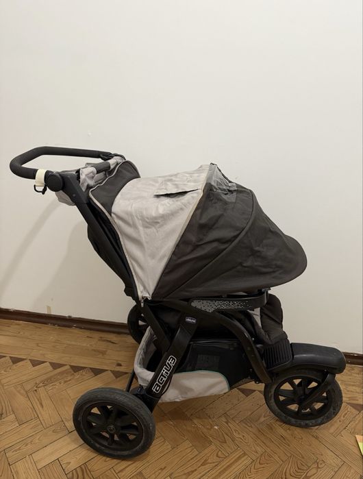 Berço + Carrinho trio + Banheira