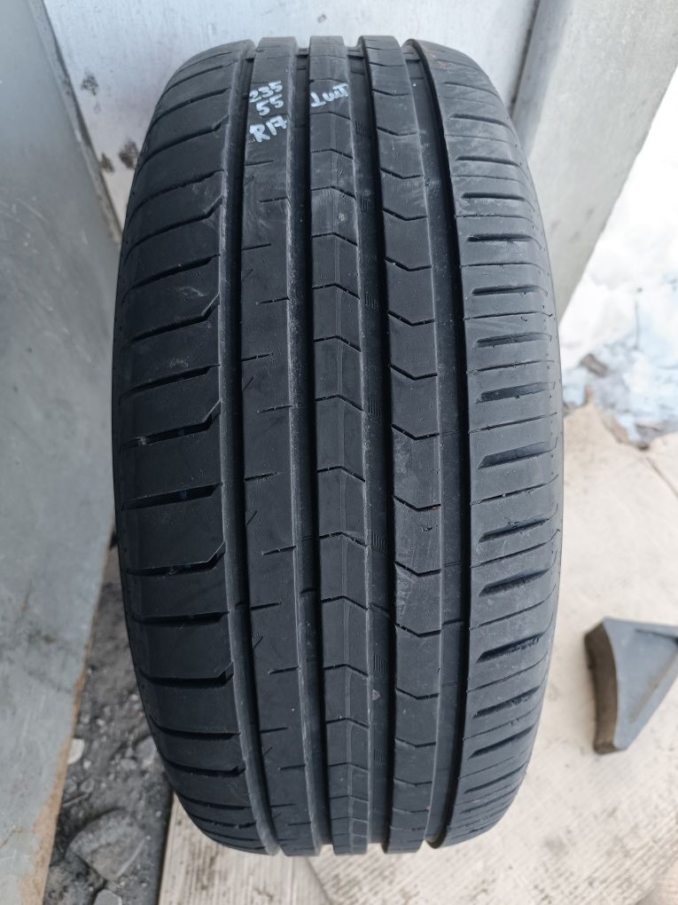 235/55 R17 Vredestein - 1 шт.розпаровка