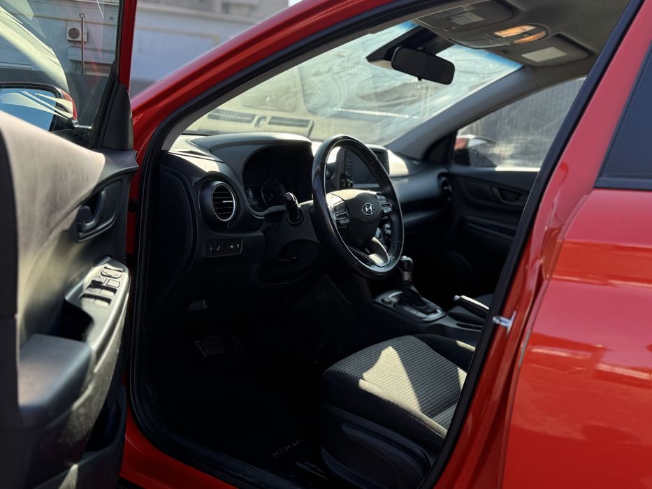 Продам Hyundai Kona 2.0 SEL