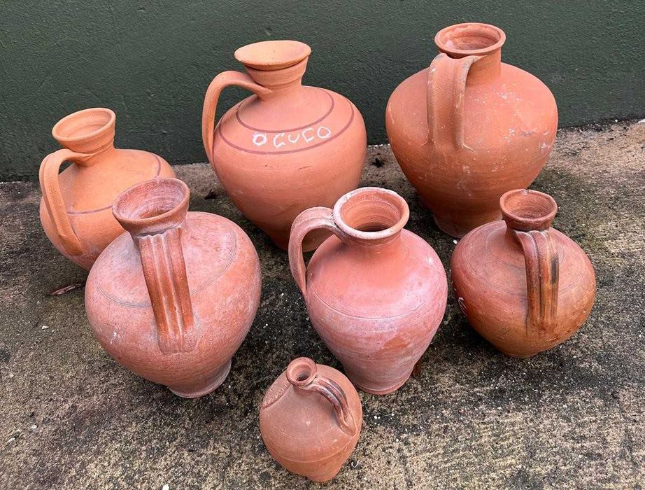 Bilhas antigas, cantaros com pega, barro tradicional