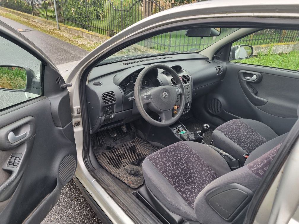Opel Corsa C 1.0 benzyna